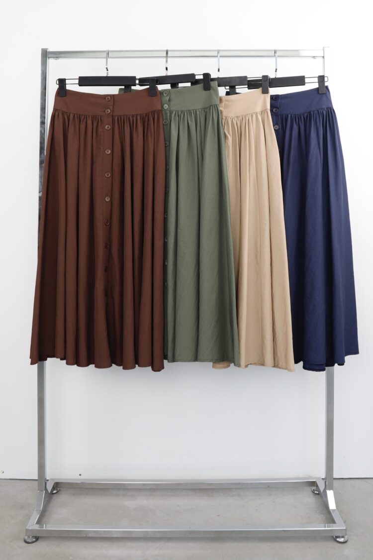 Green Flared Maxi Skirt With Buttoned Closure