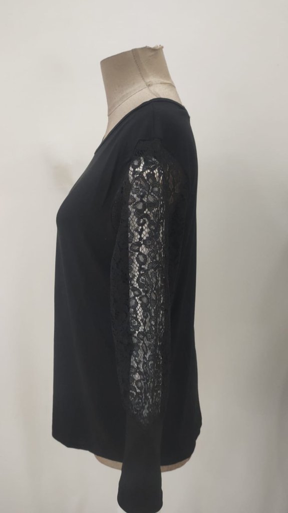 Black Blouse With Boat Neck And Long Sleeves