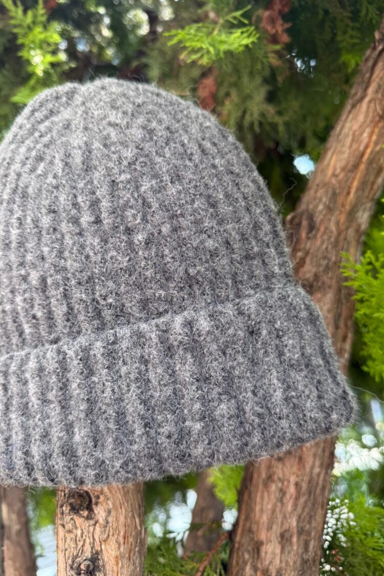 Grey Beret Stylish Casual Vintage Elegance