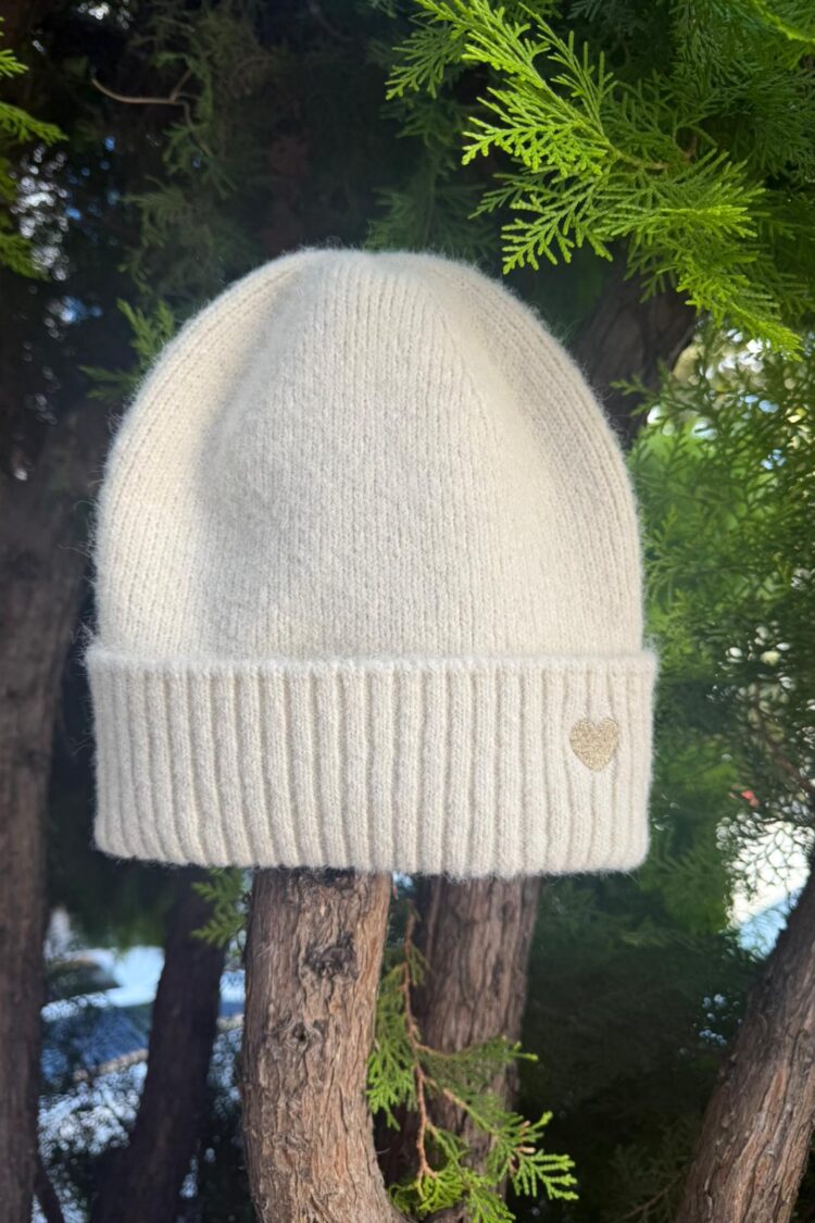 Beige Beret - Casual Elegant Sport Style