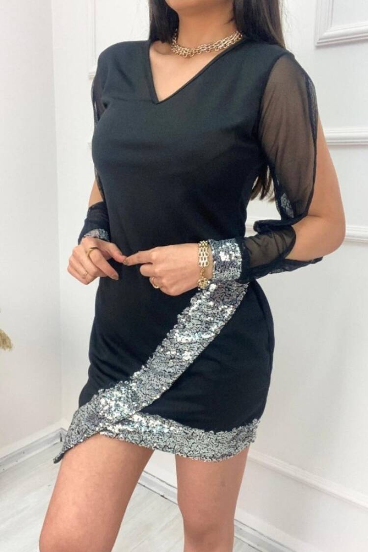 Sequined Bodycon Mini Dress With V-Neck