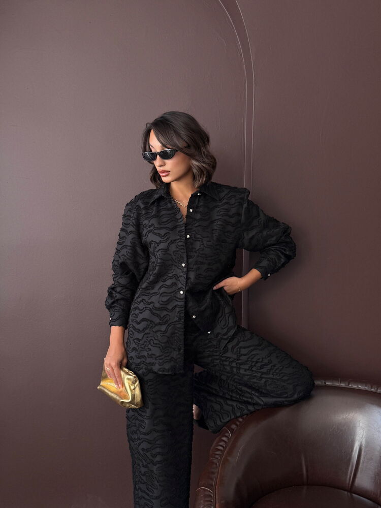 Elegant Animal Print Shirt