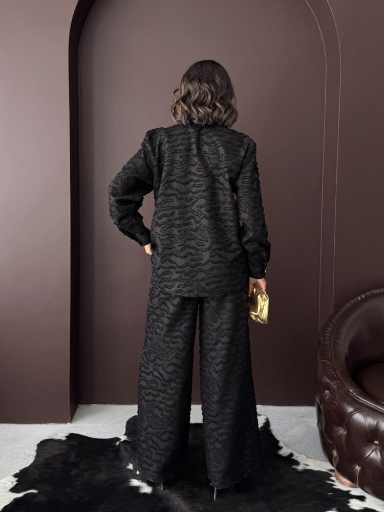 Elegant Animal Print Shirt