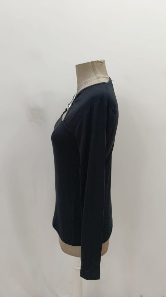 Slim Fit Keyhole Neck Blouse