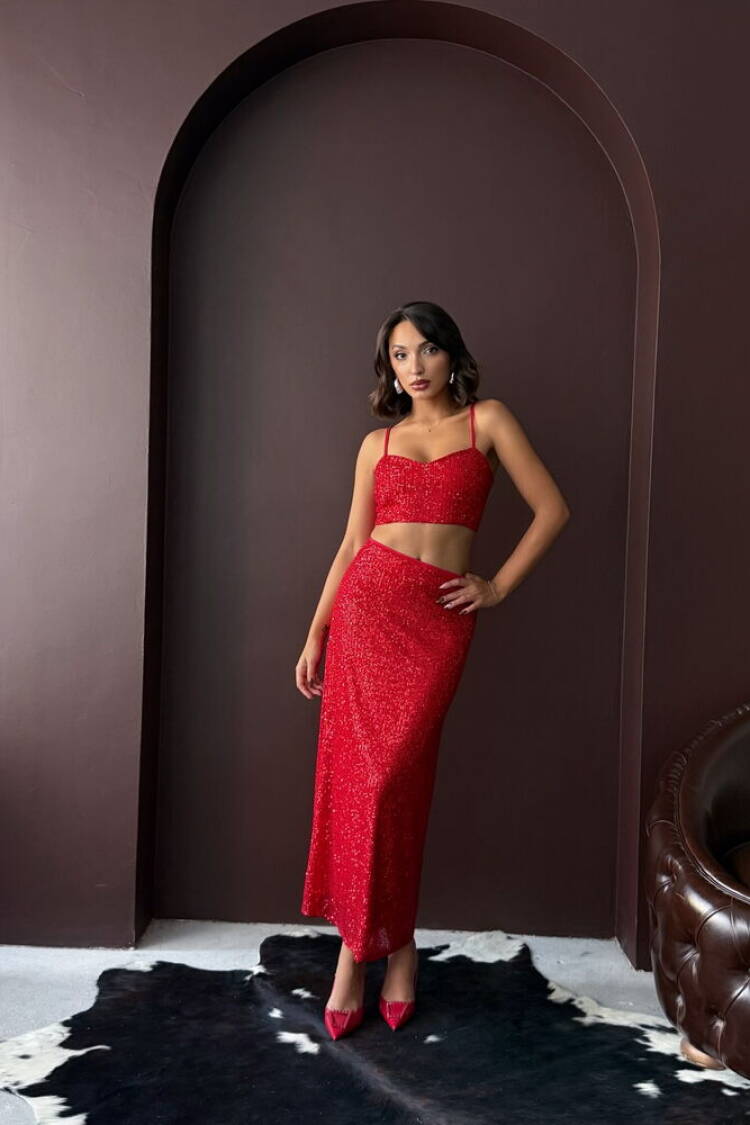 Sequined Fitted Crop Blouse With Sweetheart Neck