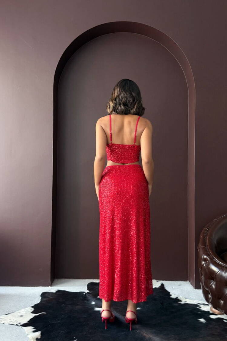 Sequined Fitted Crop Blouse With Sweetheart Neck