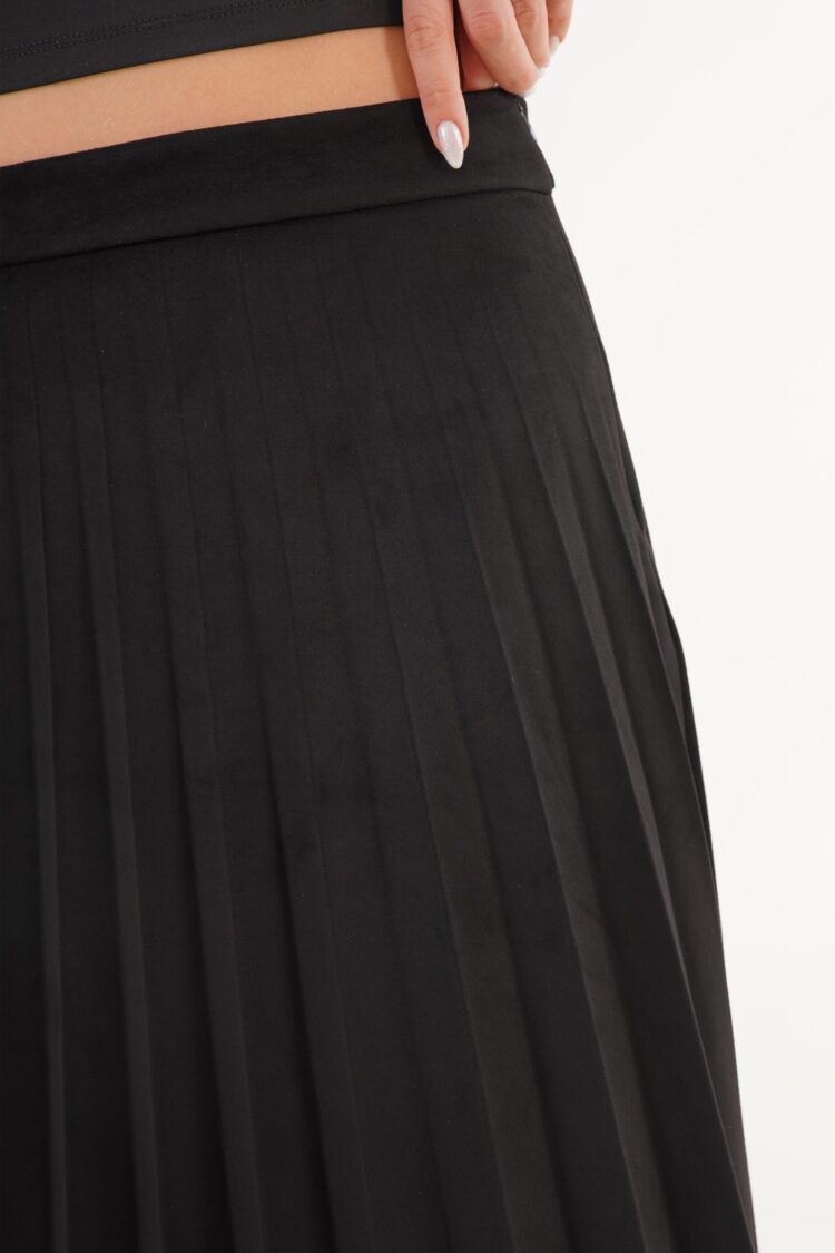 Pleated Midi Skirt With Mid Waist Design