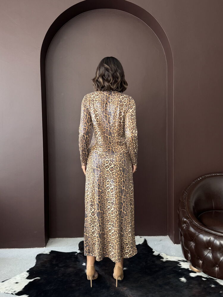 Leopard Print Pencil Midi Skirt