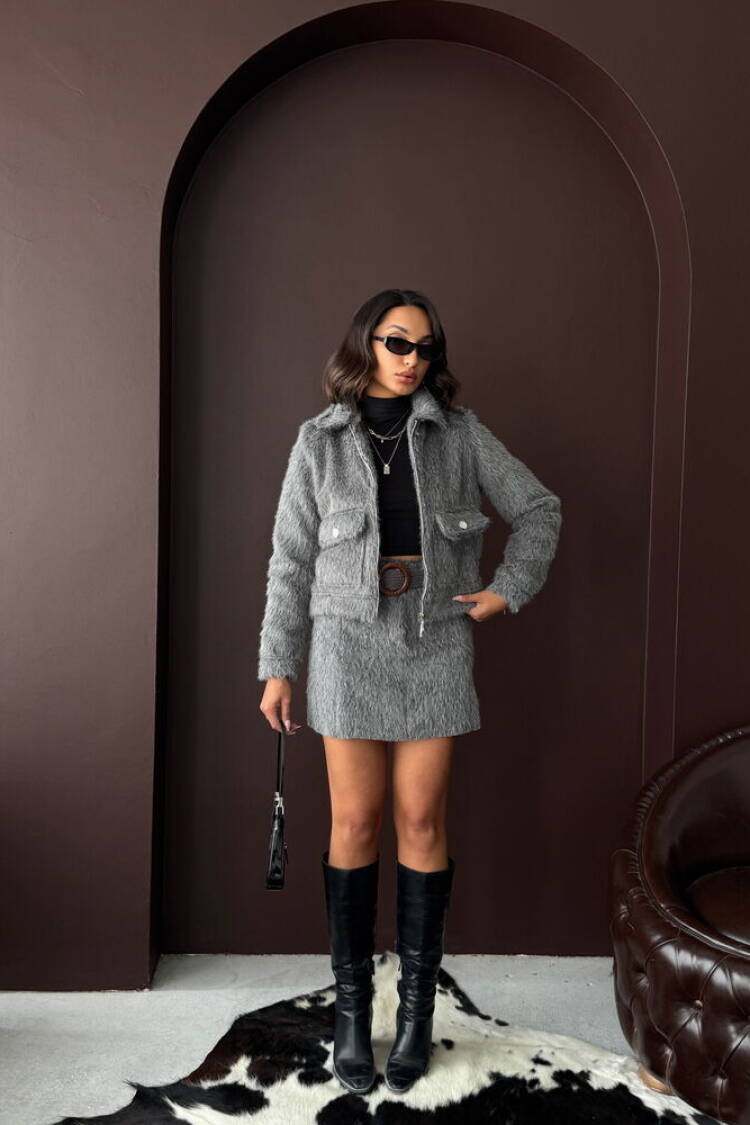Overshirt Jacket With Zip Up Closure