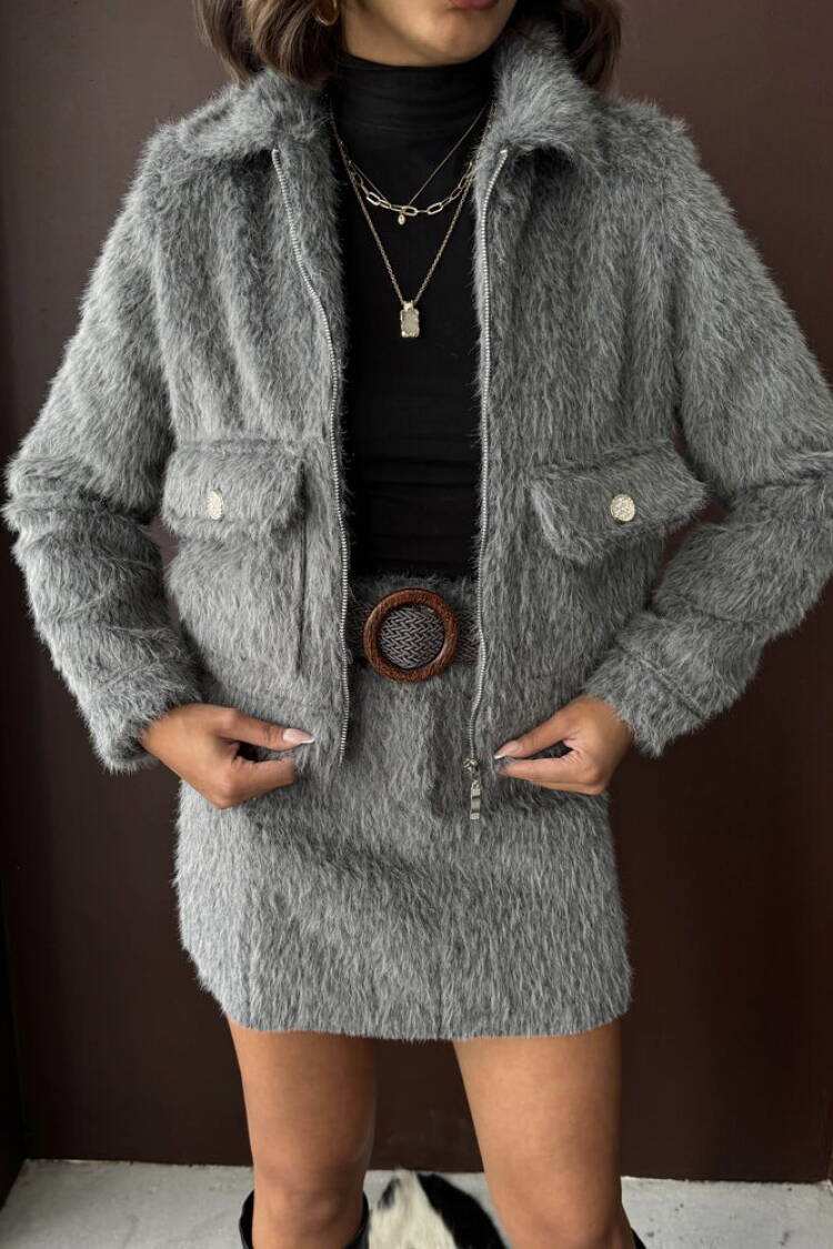 Overshirt Jacket With Zip Up Closure