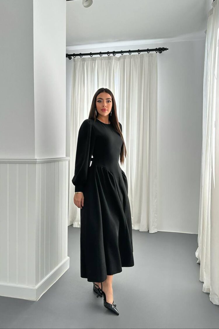 Elegant A-Line Midi Dress With Long Sleeves