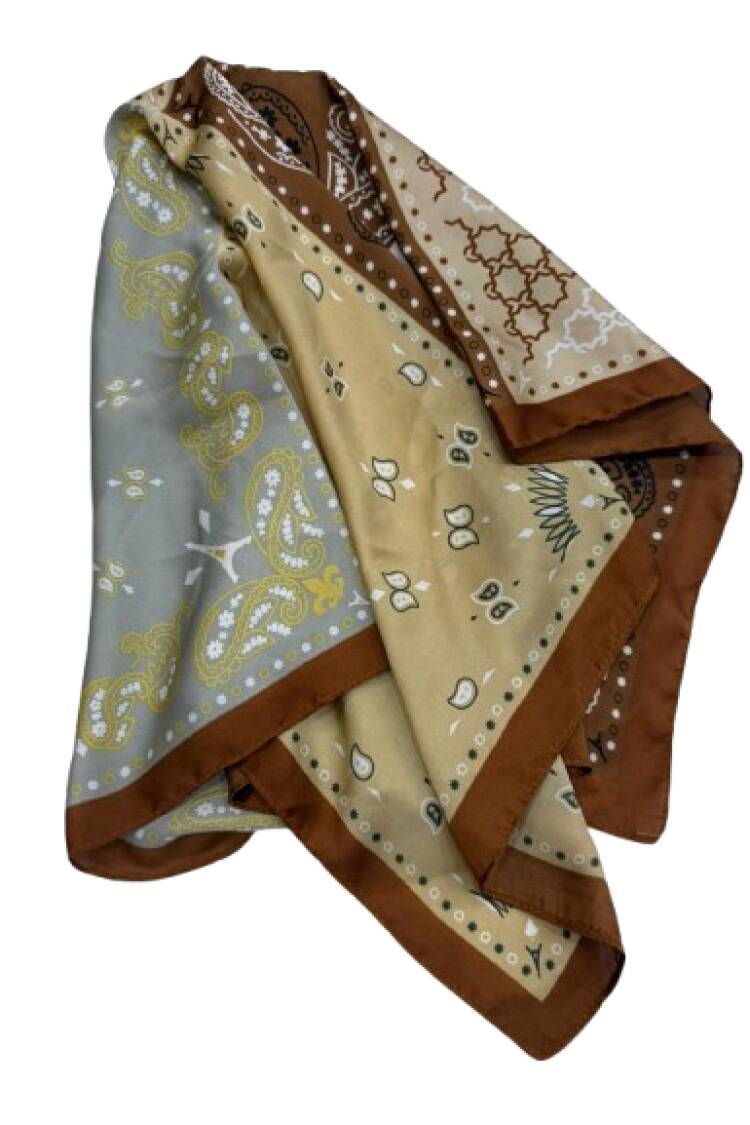 ElegantShawl With Paisley And Floral Patterns