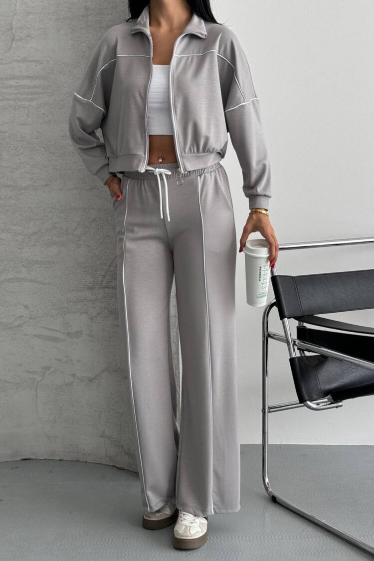 Tracksuit With Hooded Neck And Zip Up Closure