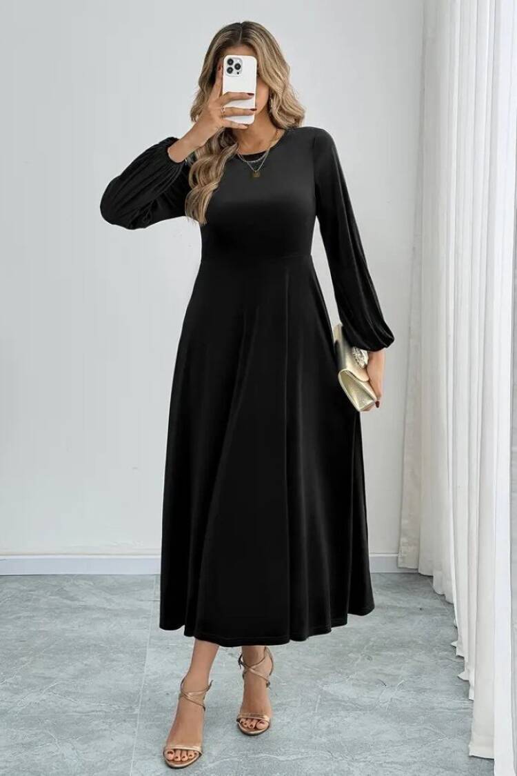 ElegantFit And Flare Dress With Ballon Sleeves