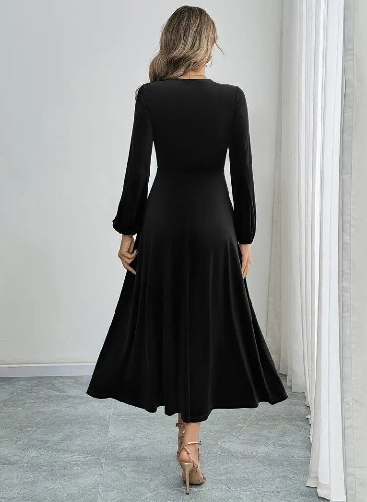 ElegantFit And Flare Dress With Ballon Sleeves