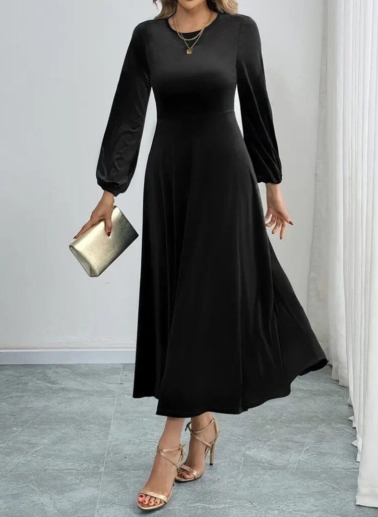 ElegantFit And Flare Dress With Ballon Sleeves