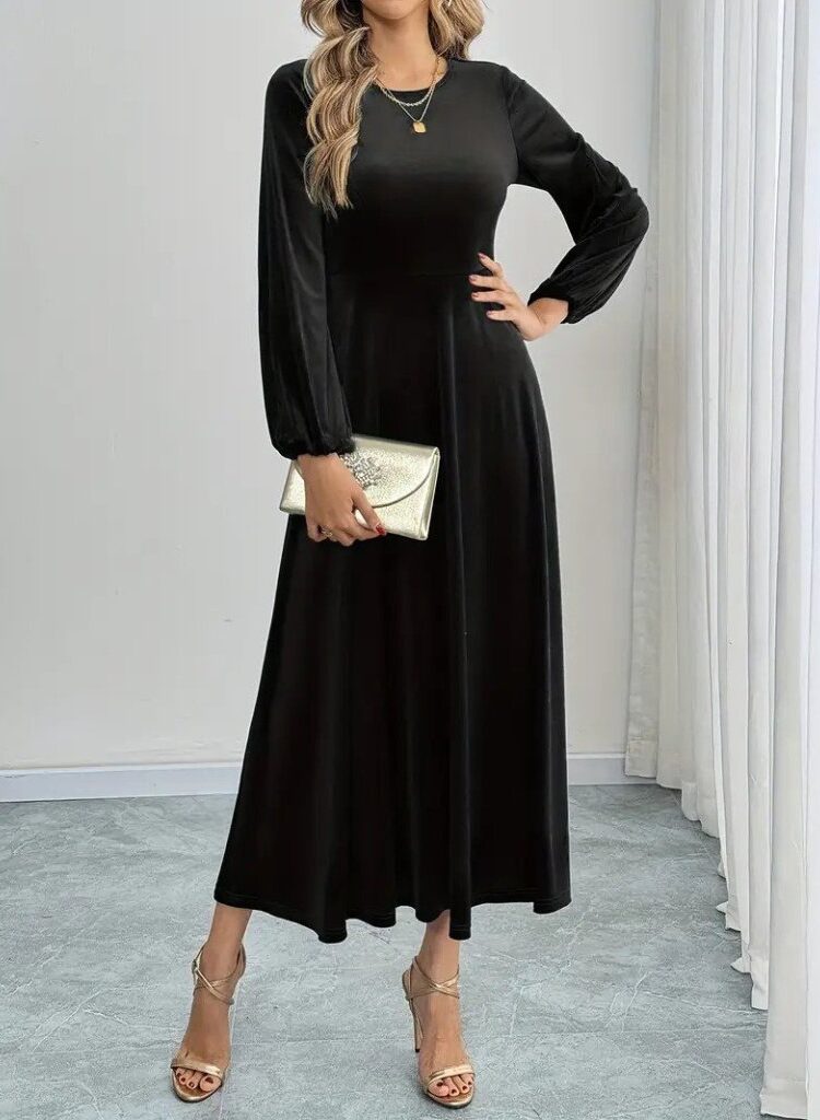ElegantFit And Flare Dress With Ballon Sleeves