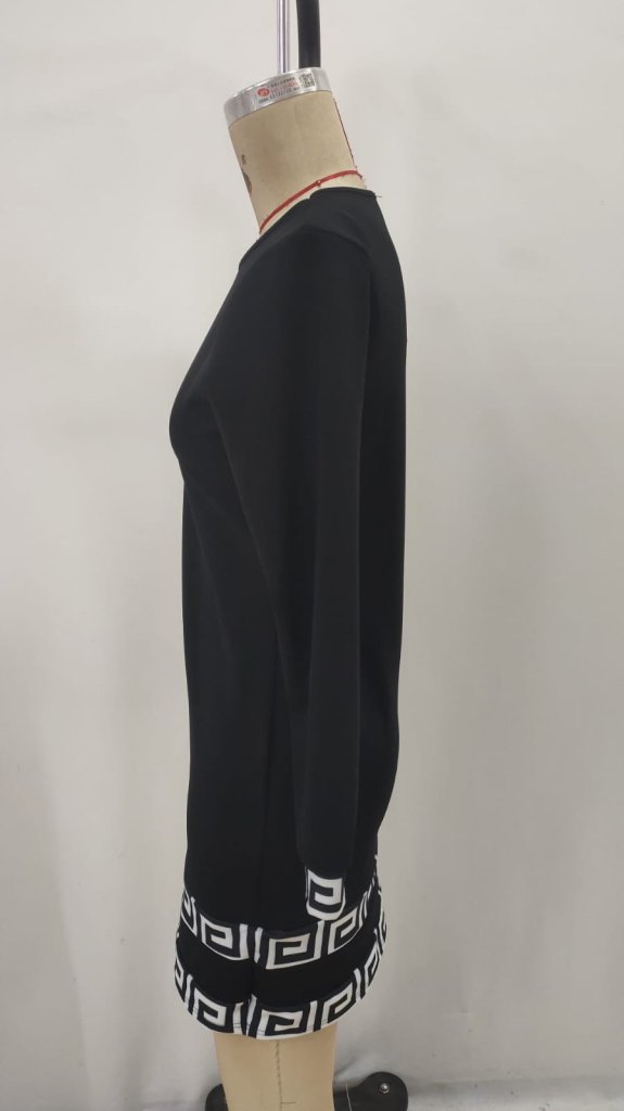 Elegant Black Sheath Dress With Long Sleeves