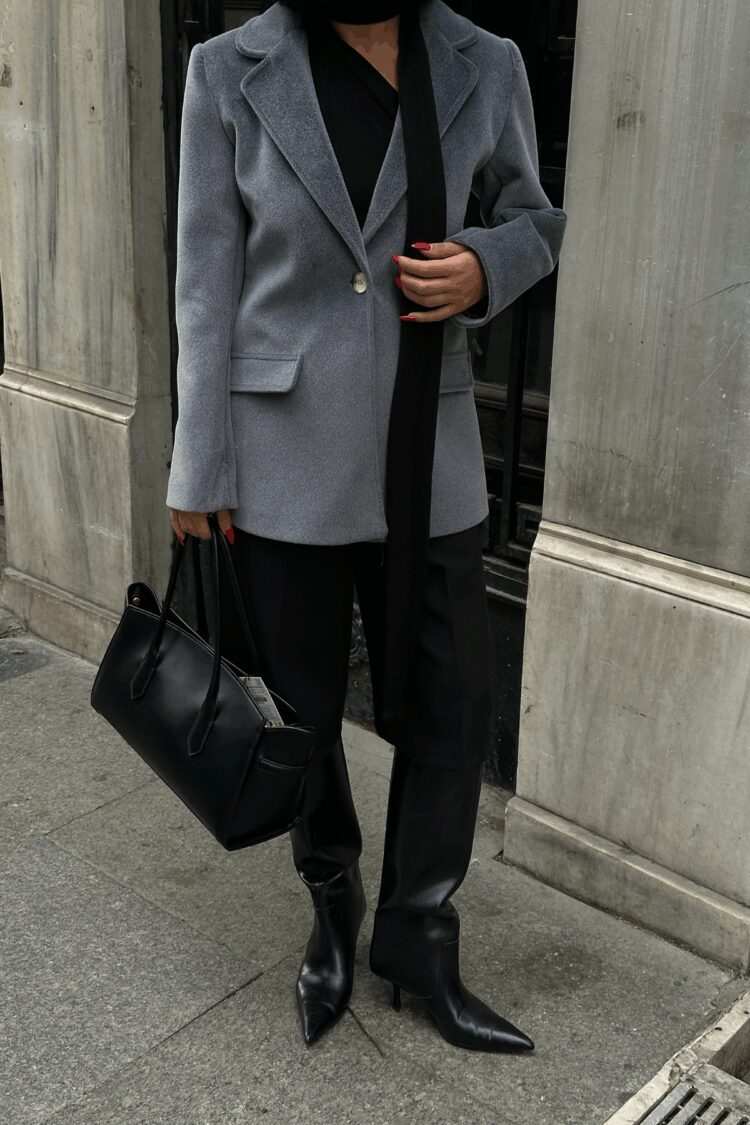 Elegant Single-Breasted Blazer Jacket