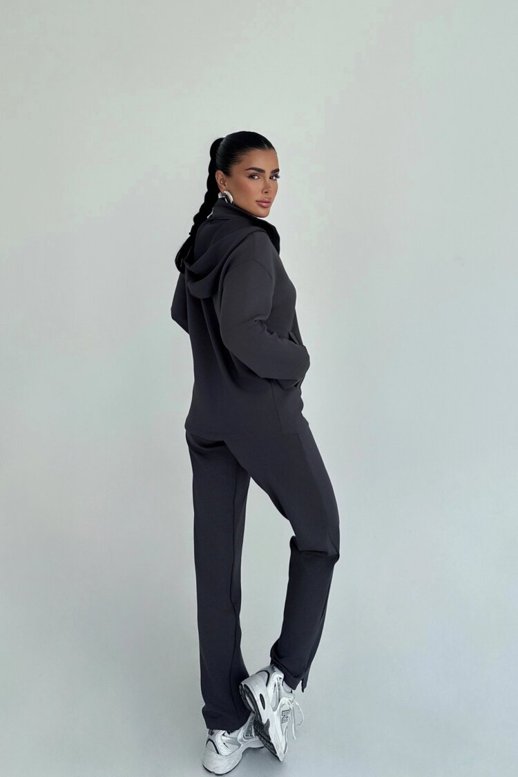 Black Tracksuit With Hooded Neck And Flap Pockets