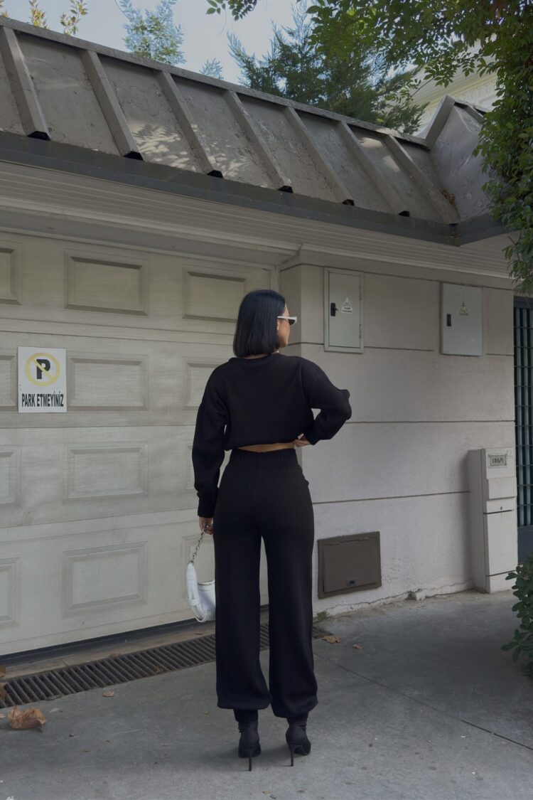 Oversized Fit Jogger Suit