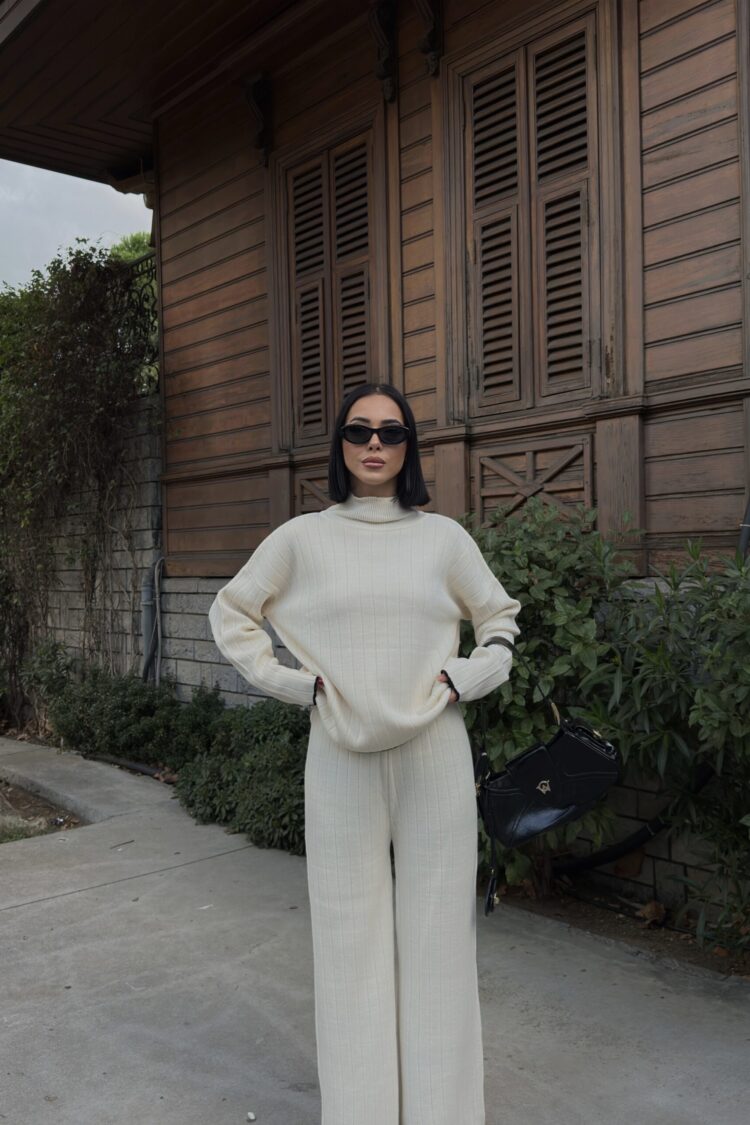 White Casual Elegant Striped Suit