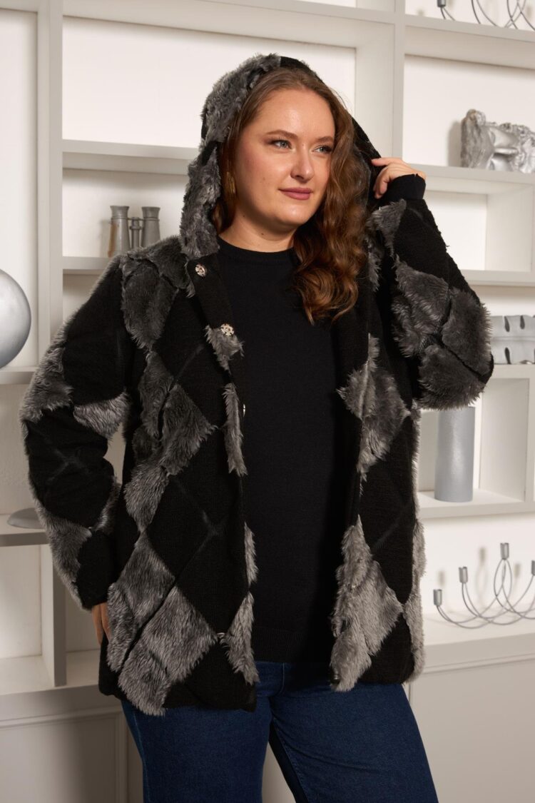Black Teddy Jacket With Checkered Pattern