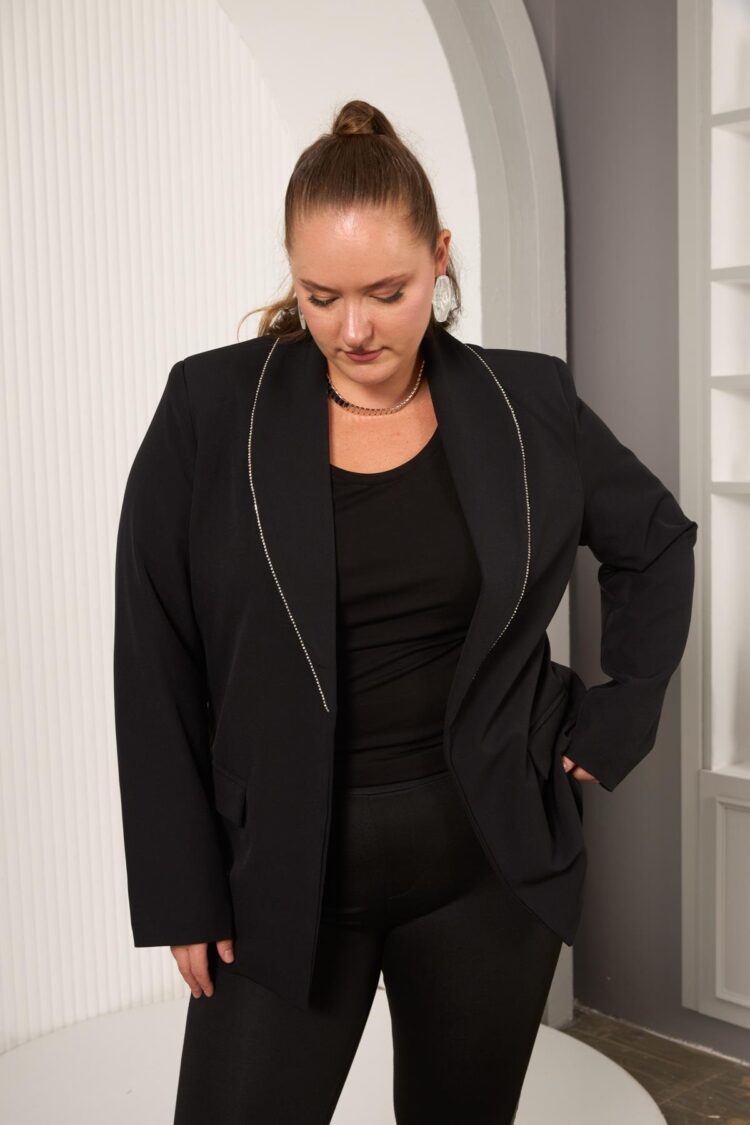 Black Elegant Plus Size Jacket