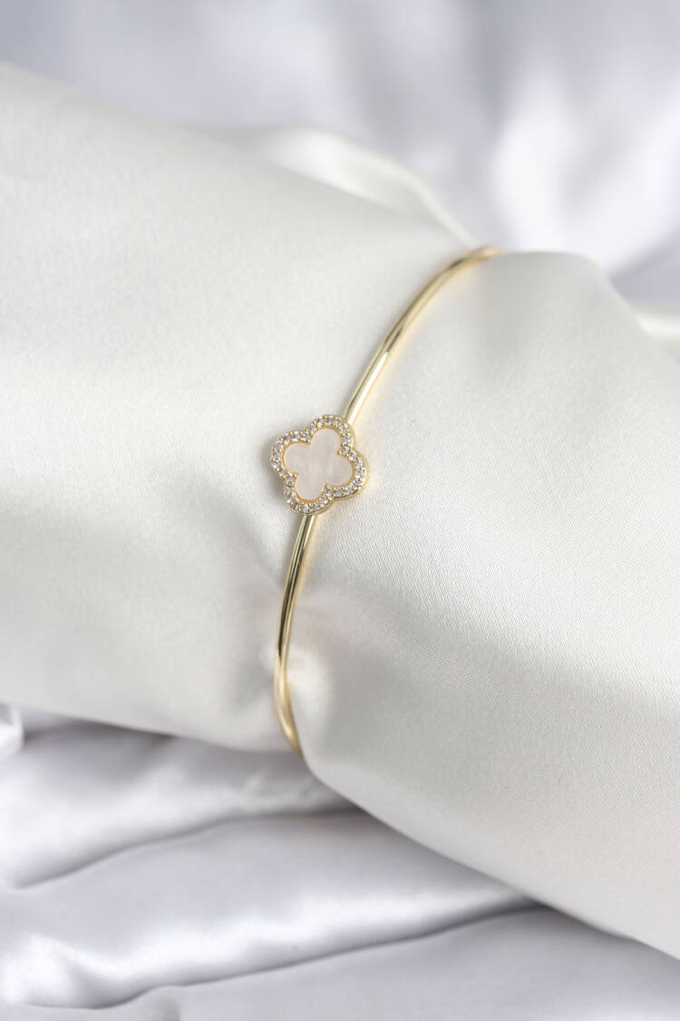 White Pearl Clover Pattern Gold Color Women's Bracelet - Brand: Ebijuteri - Women & Kids, Baby Clothes Wholesale - Globality Store