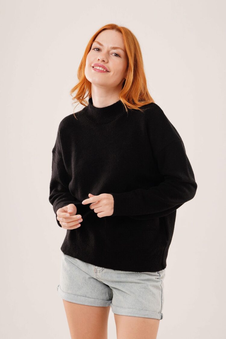 Casual Sweater With High Neck And Oversized Fit - Brand: Lustrin - Women & Kids, Baby Clothes Wholesale - Globality Store
