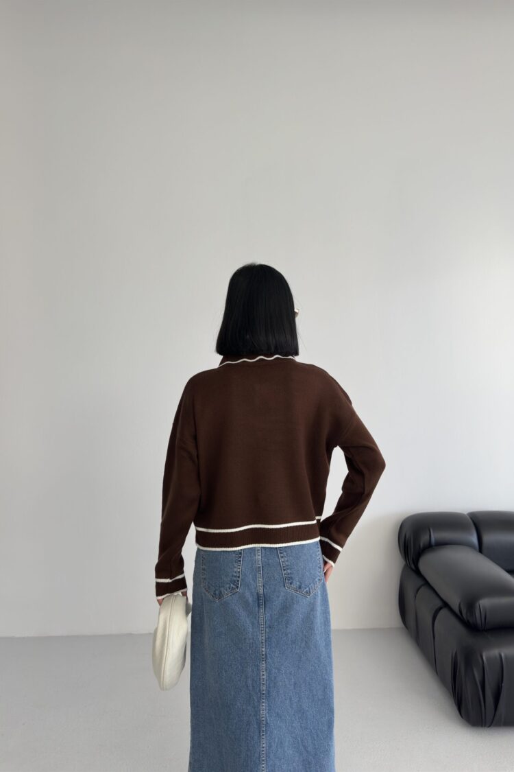 Casual Sweater With Notched Neck
