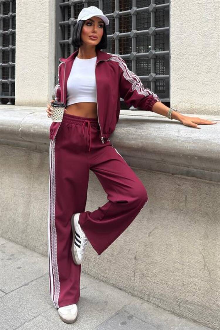 Stripe And Lace Detailed Sports Suit