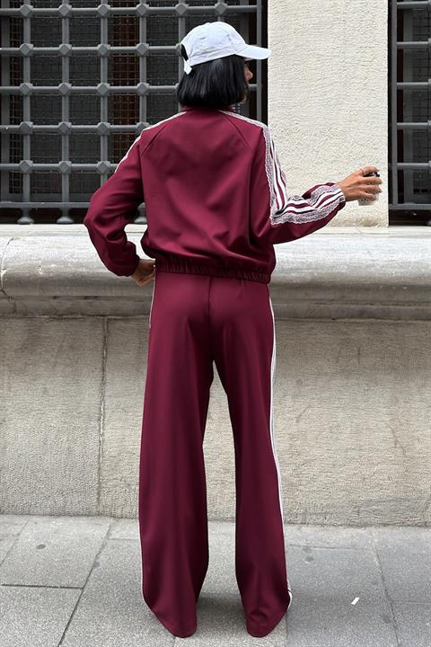 Stripe And Lace Detailed Sports Suit