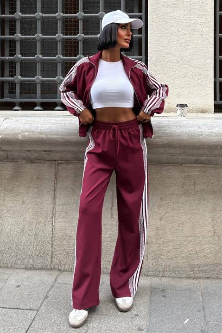 Stripe And Lace Detailed Sports Suit