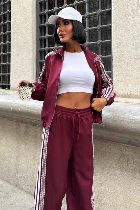 Stripe And Lace Detailed Sports Suit