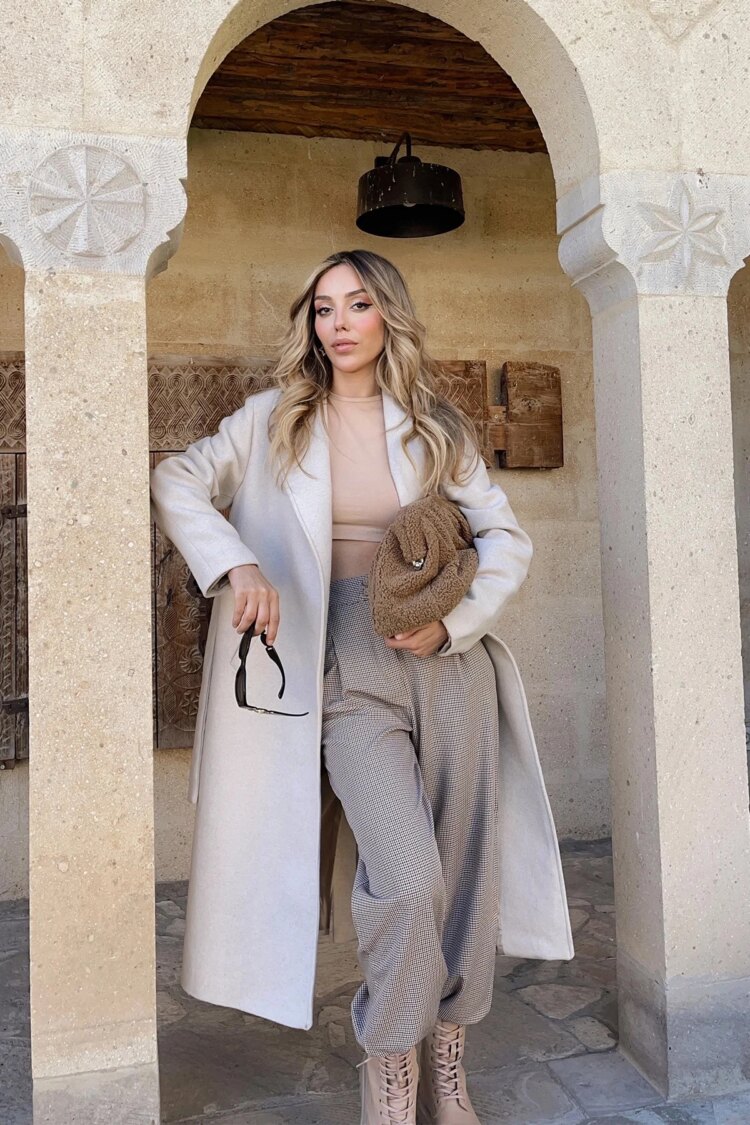 Elegant Beige Single-Breasted Long Coat
