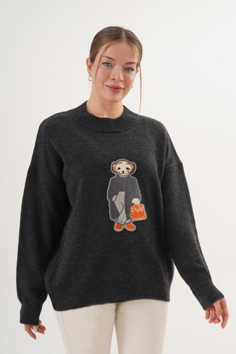 Black Oversized Fit Casual Sweater With Round Neck