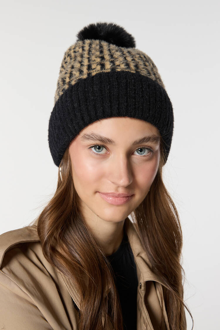 Black Checkered Vintage Beret