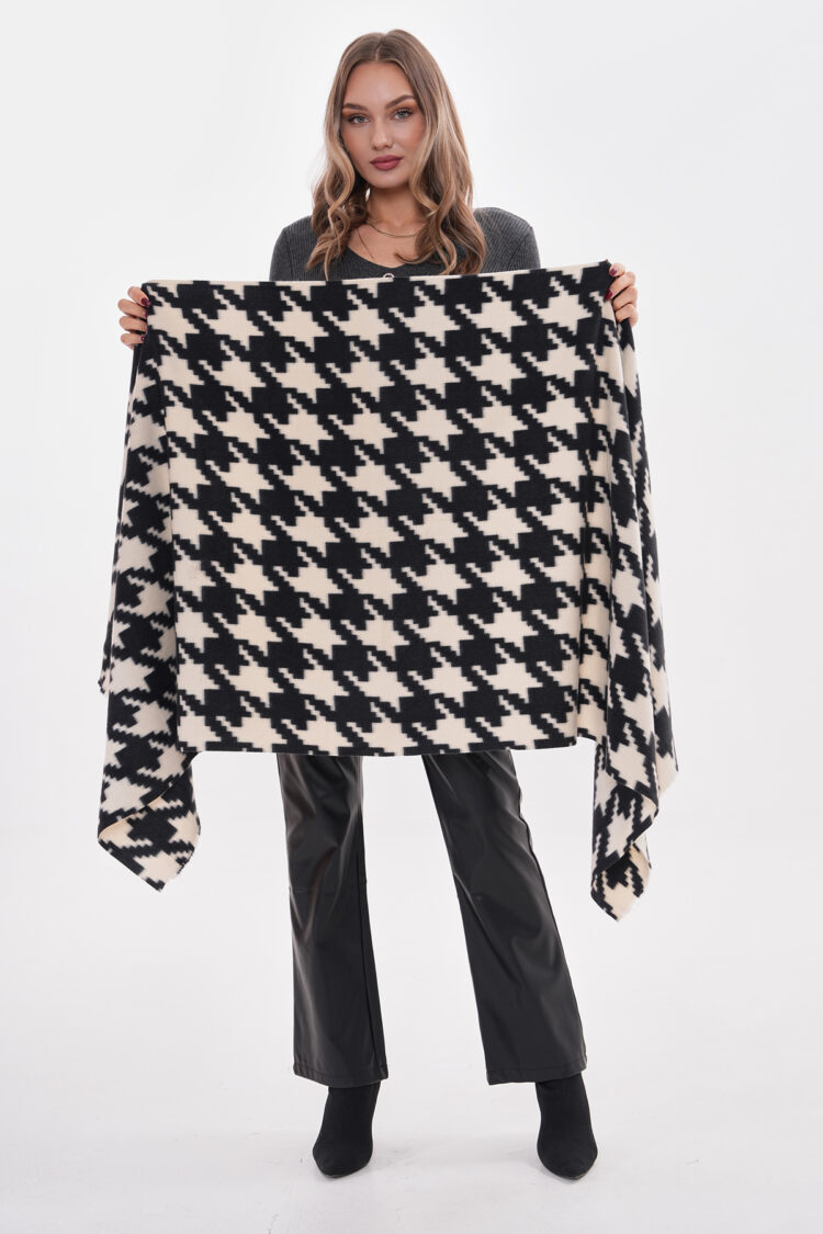 Thick Shawl With Tassel Pattern - Black