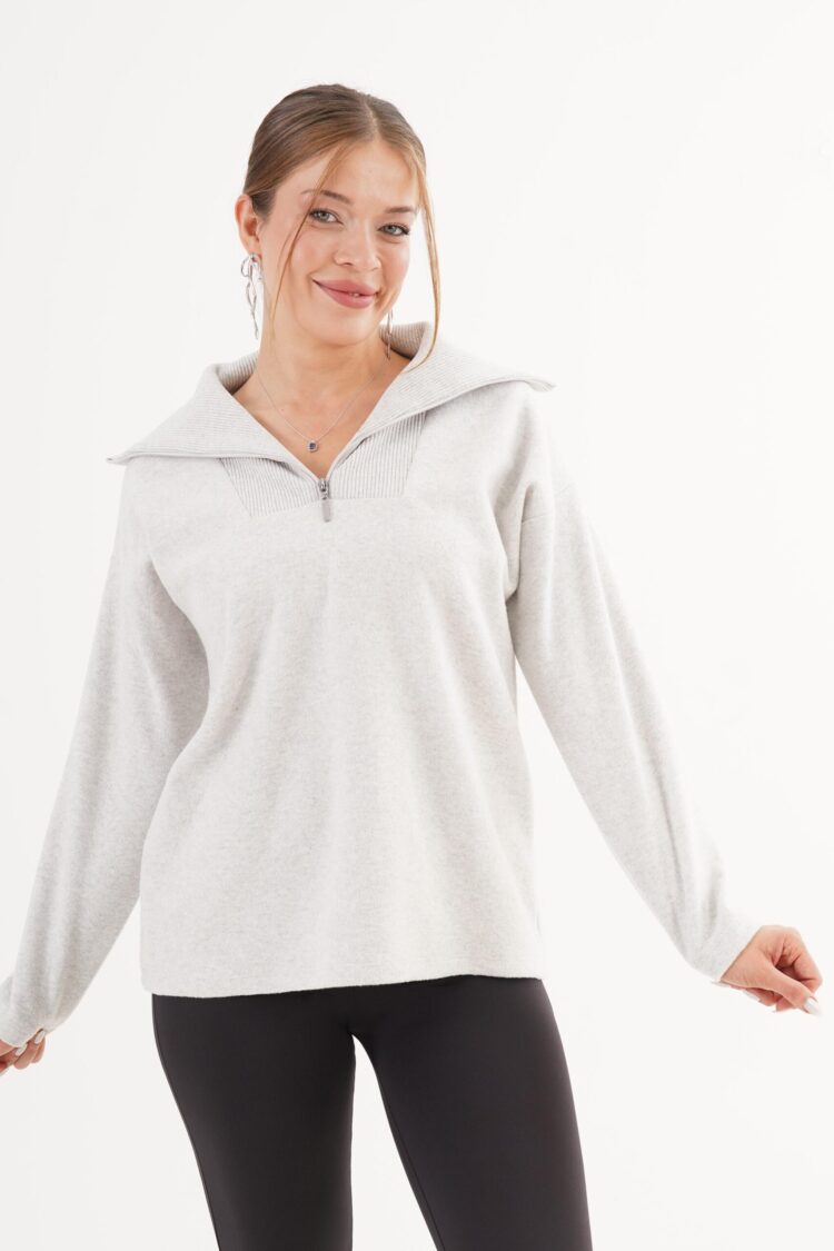 Sweater With Hooded Neck And Long Sleeves - Brand: Lustrin - Women & Kids, Baby Clothes Wholesale - Globality Store