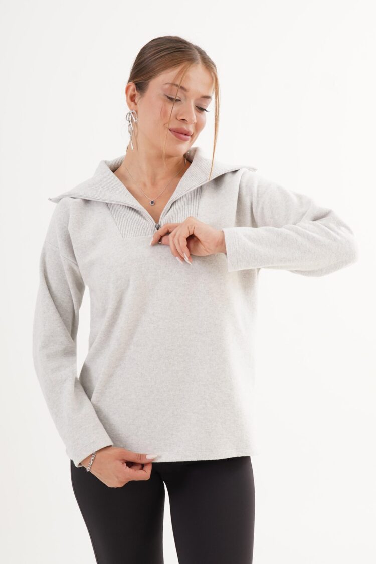 Sweater With Hooded Neck And Long Sleeves