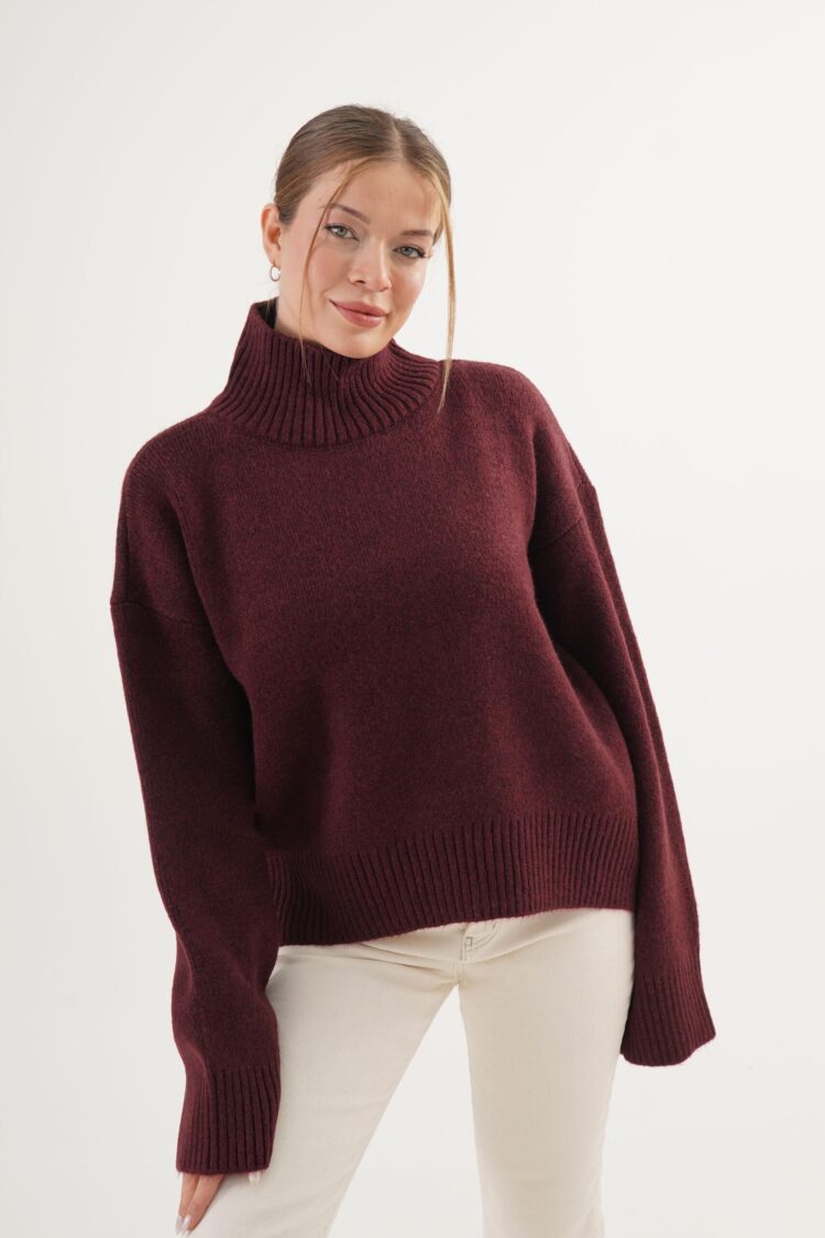 Sweater With Turtle Neck And Oversized Fit - Brand: Lustrin - Women & Kids, Baby Clothes Wholesale - Globality Store