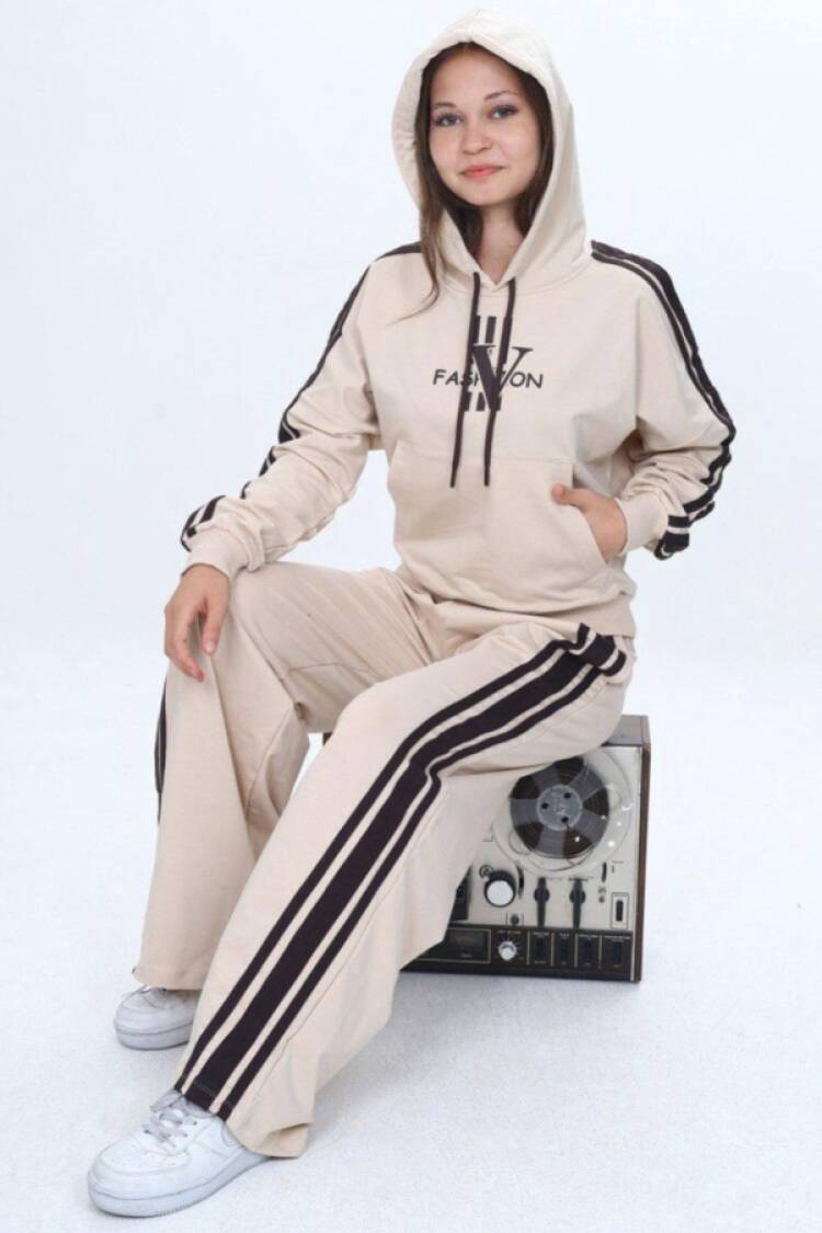Girls' Suits - B1 - Fashion Baskılı Kapşonlu Kız Takım - Brand: VIZVIZ - Women & Kids, Baby Clothes Wholesale - Globality Store
