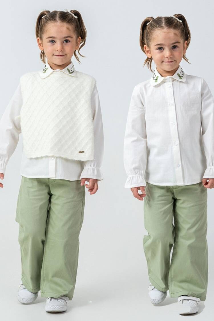 Girls' Suits - B1 - Kelebek Nakışlı Triko Süveterli Kız Üçlü Takım - Brand: PAMPAL KİDS - Women & Kids, Baby Clothes Wholesale - Globality Store