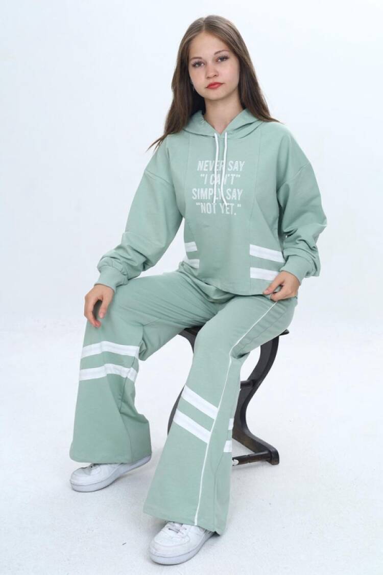 Girls' Suits - B1 - Never Baskılı Kapşonlu Kız Takım - Brand: VIZVIZ - Women & Kids, Baby Clothes Wholesale - Globality Store