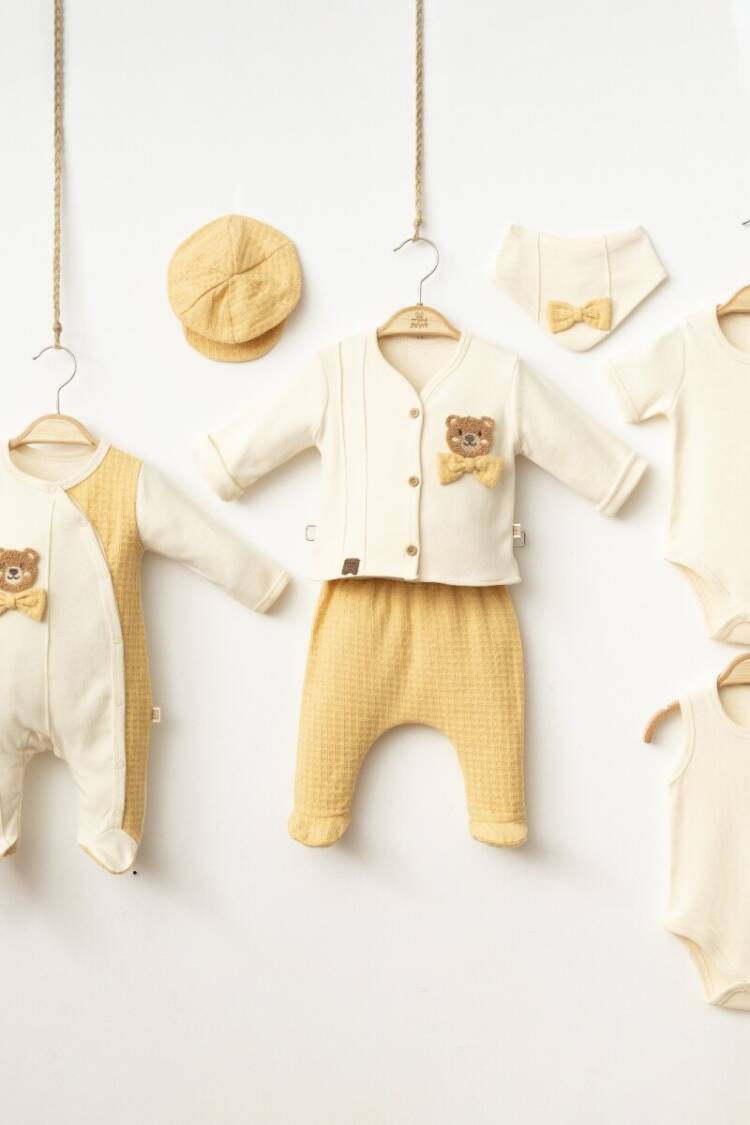 Newborn - Toptan Erkek Bebek 8'li Yenidoğan Takımı 0-3M 2014-2004 - Brand: Minizeyn - Women & Kids, Baby Clothes Wholesale - Globality Store