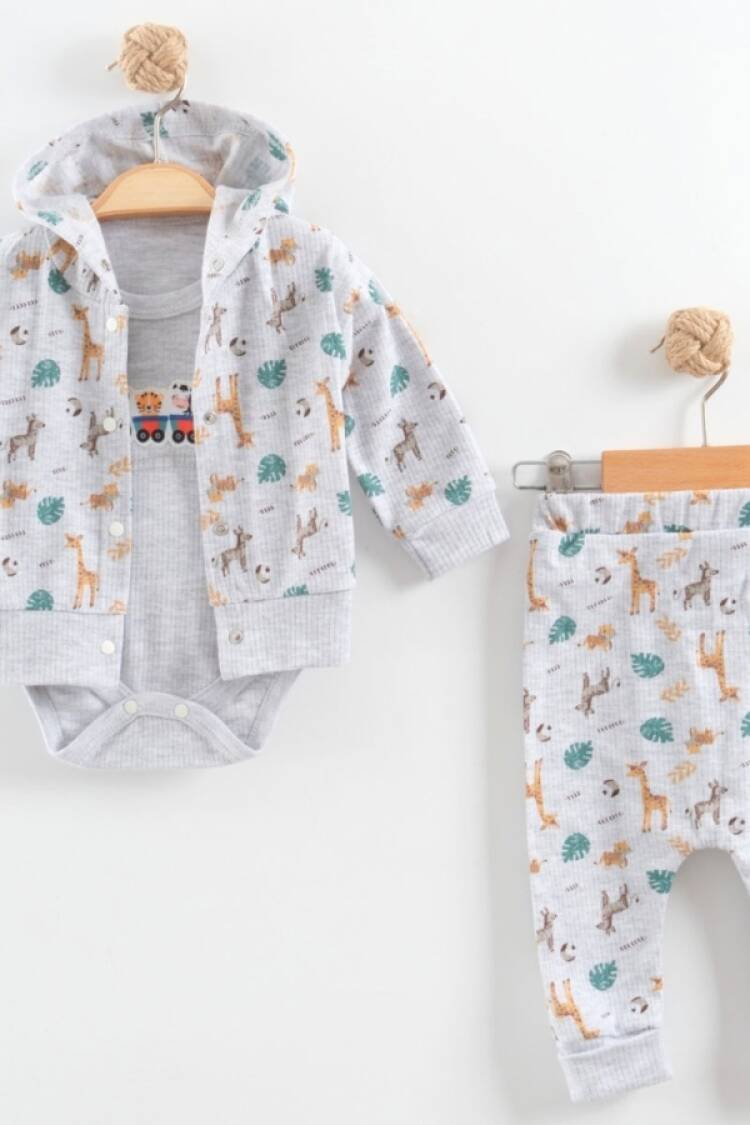 Baby Sets - B1 - Zürafa Desenli Hırkalı Üçlü Erkek Bebe Takım - Brand: NAYINOM - Women & Kids, Baby Clothes Wholesale - Globality Store